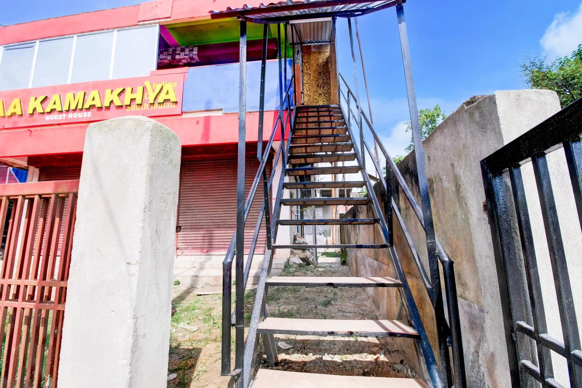 Hotel O Maa Kamakhya Guest House Гувахати Екстериор снимка