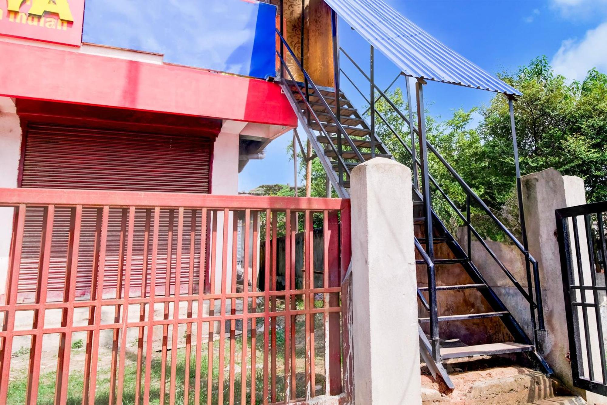 Hotel O Maa Kamakhya Guest House Гувахати Екстериор снимка